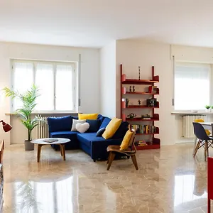 https://casa-relax-central-station.italymilanhotels.net